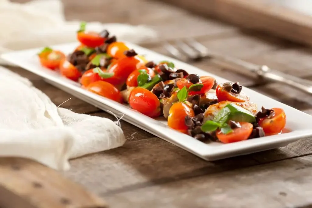 Ensalada de pollo y palta