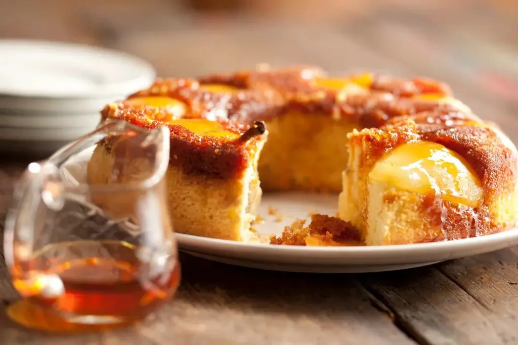 Tarta invertida de peras